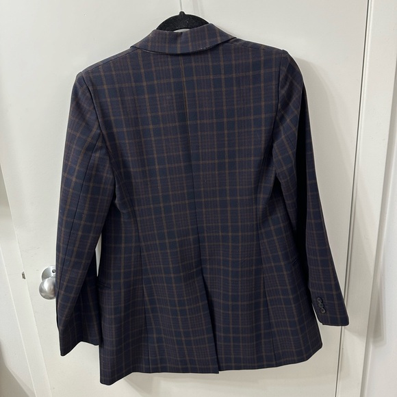 Aritzia Wilfred Margaux Blazer and matching skirt SET - Picture 5 of 8